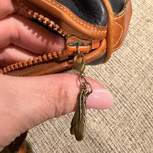 Vintage Dooney & Bourke Navy Pebbled Leather Satchel USA Made Classic Leather - Picture 8 of 16